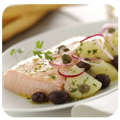 Losos s ukusnom salatom od krumpira