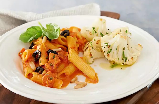 Pečena cvjetača s tjesteninom